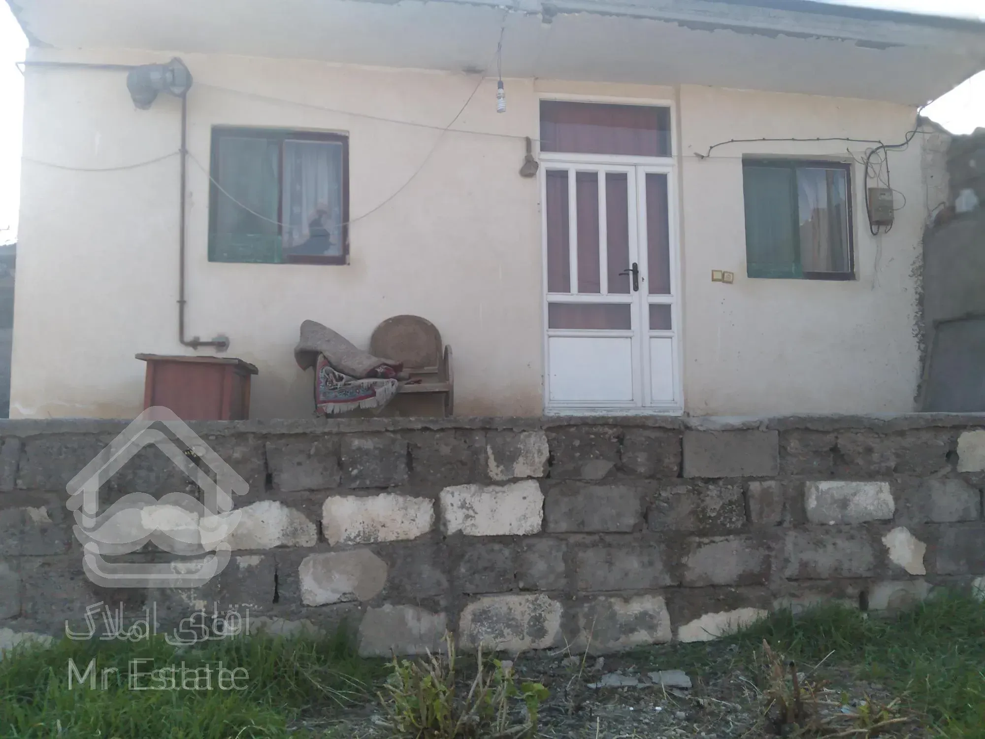 ویلا باغ، 200 متر