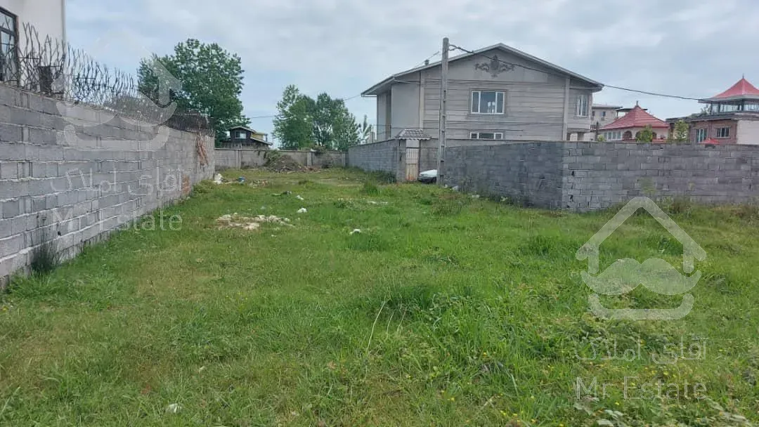 زمین با کاربری مسکونی وجواز ساخت