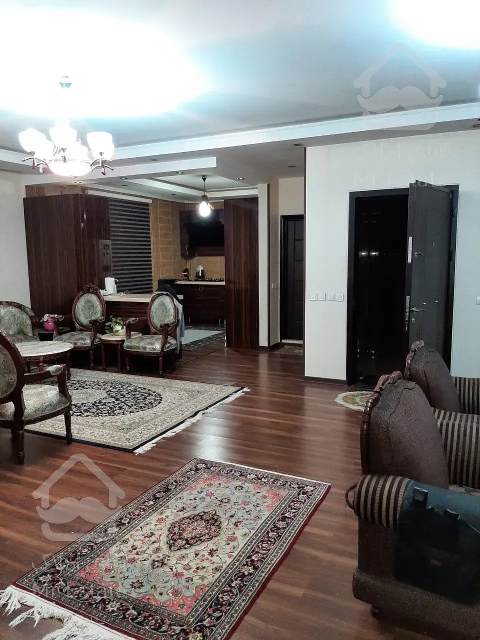 ۱۲۶ متری در منطقه سعادت آباد