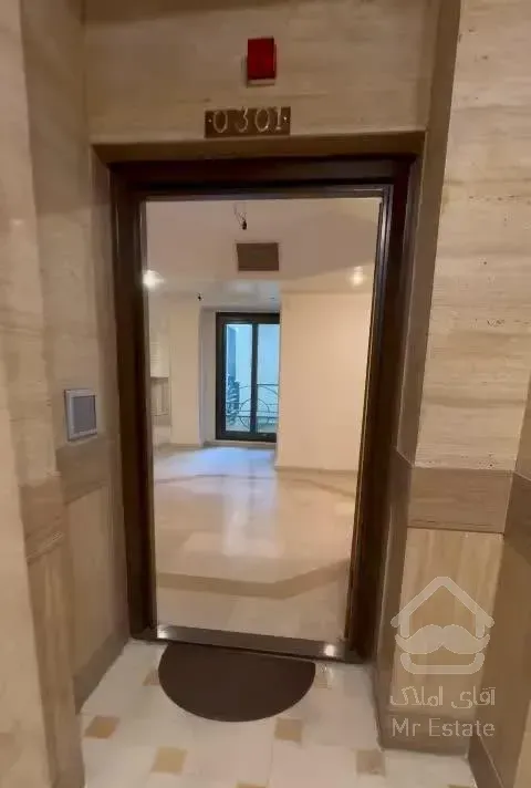 آپارتمان ۱۸۴ متری سه خوابه