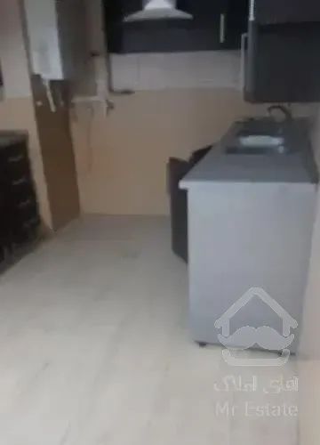 ۳۰۰ رهن کامل خیابان معلم