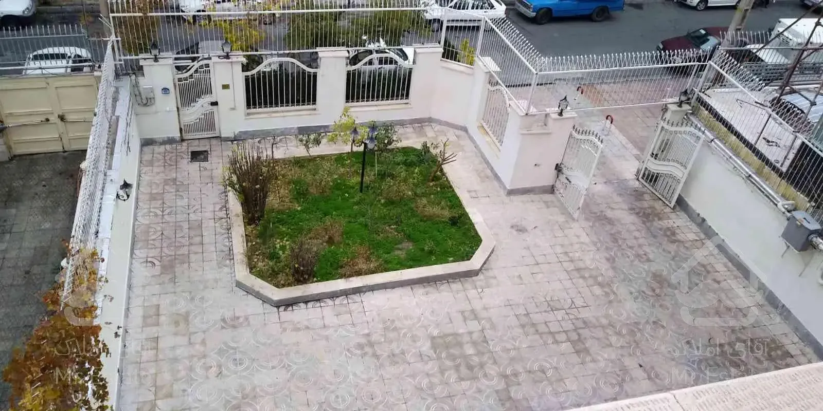 * 72 متر * دو خواب *در بلوار فردوس شرق *