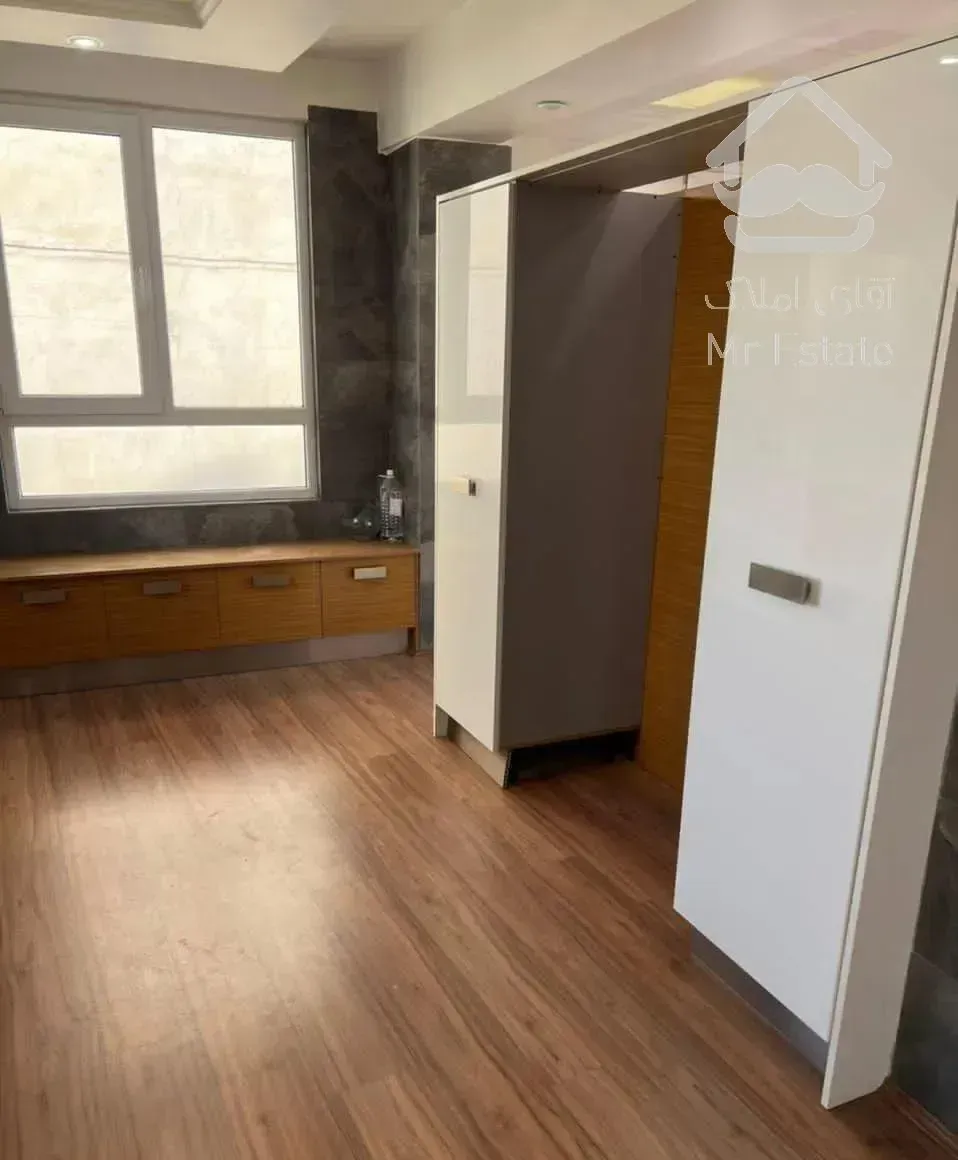 ۱۹۰متر، ۳خواب ،نور فراوان ،خوش نقشه