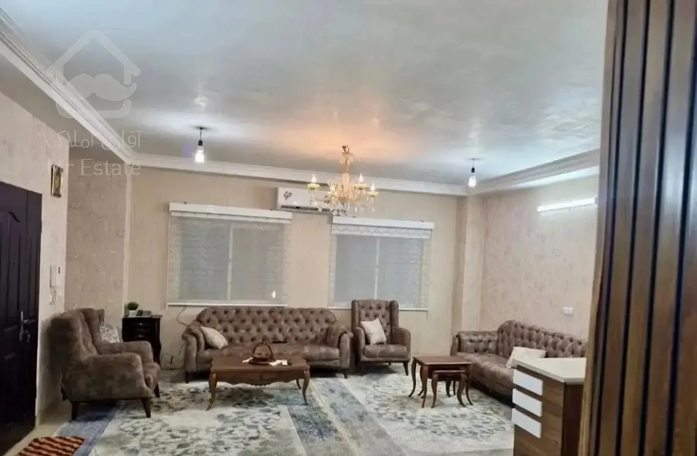 آپارتمان خوش نقشه ۸۰ متری قلب شهر با سند سبز