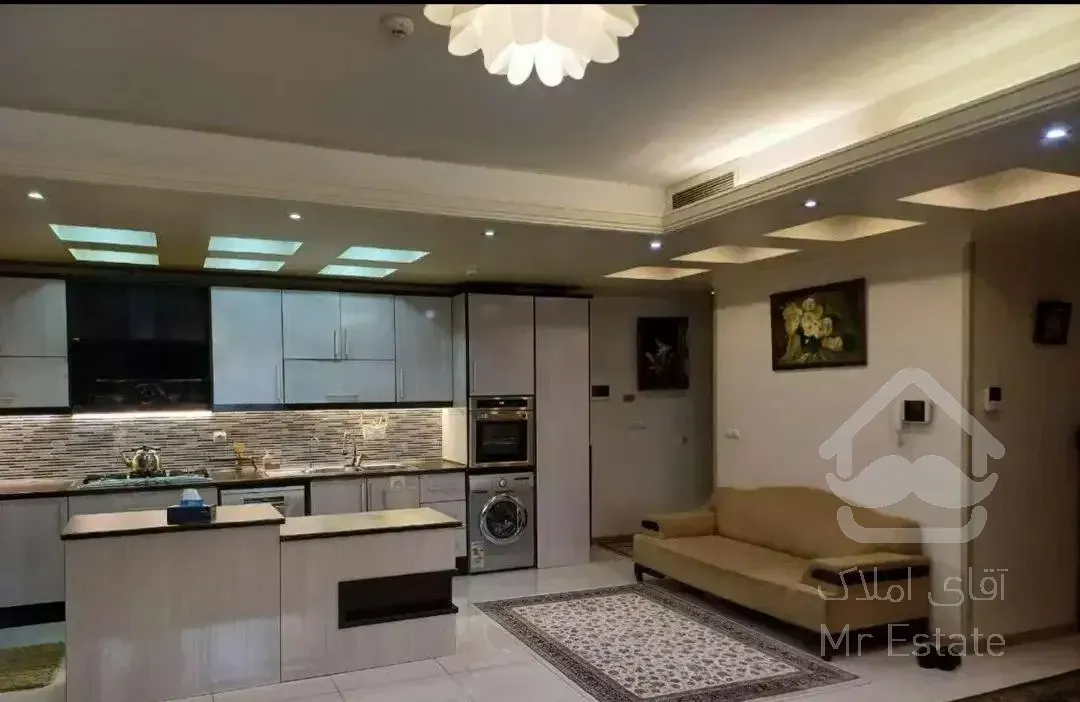 ۱۰۰ متر ۲خواب.لوکس. فول امکانات. ایتالیا. نادری