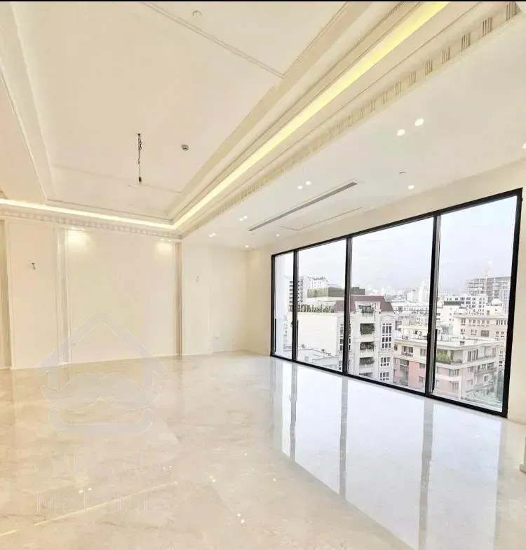 میرداماد/۲۲۰متر/۳خواب/نوساز/۳پارکینگ‌سندی