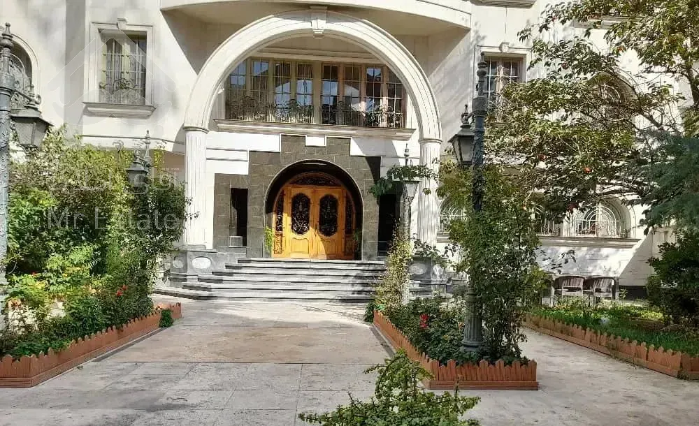 میرداماد - نفت ۲۴۰ متر خاص - رهن کامل