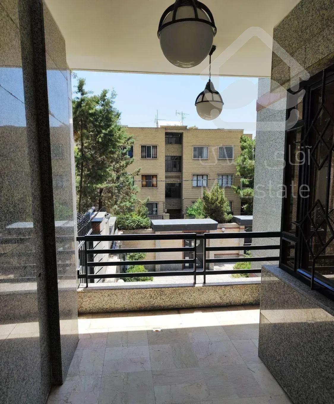 190 متر/ بازسازی شده / بنفشه