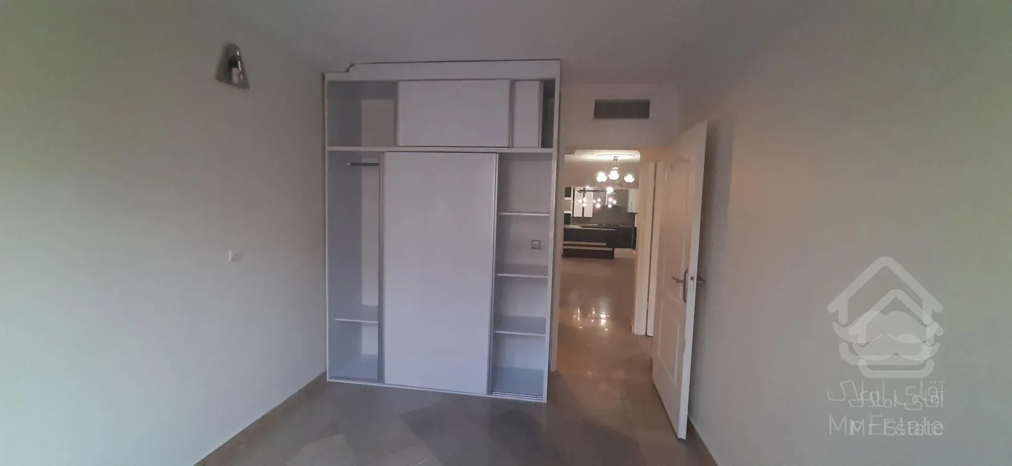 ۱۰۰متر در سعادت اباد