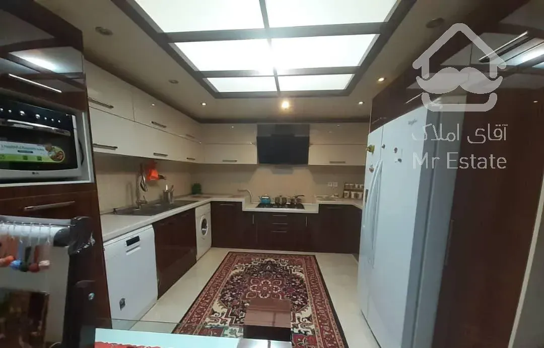 اپارتمان160متر میدان اسبی