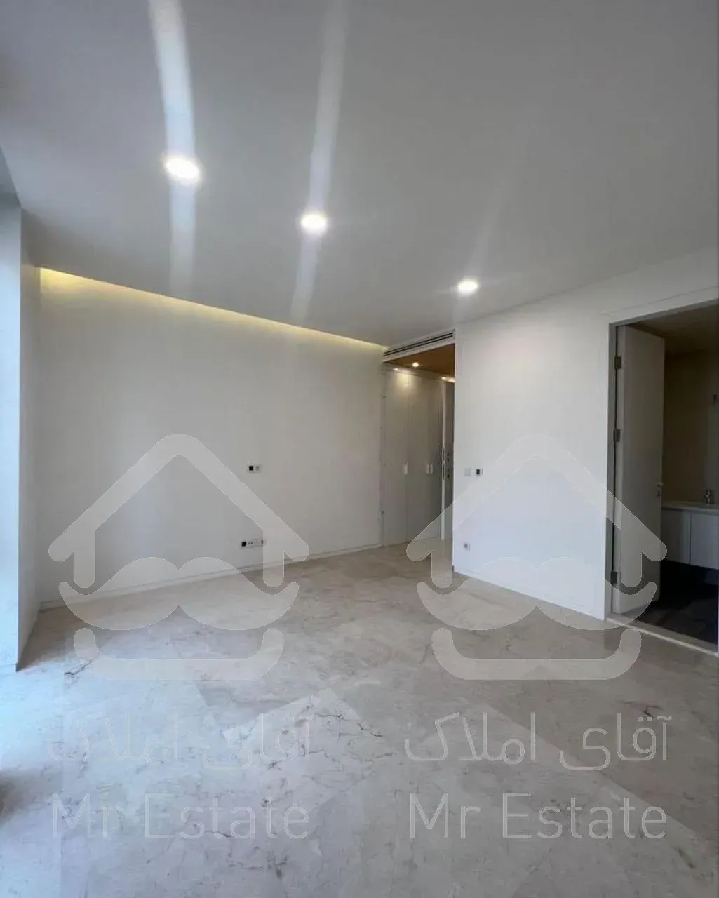 ۱۵۵ متری فرمانیه شرقی