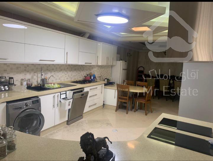 رهن و اجاره اپارتمان ۲۱۰متری در نیاوران