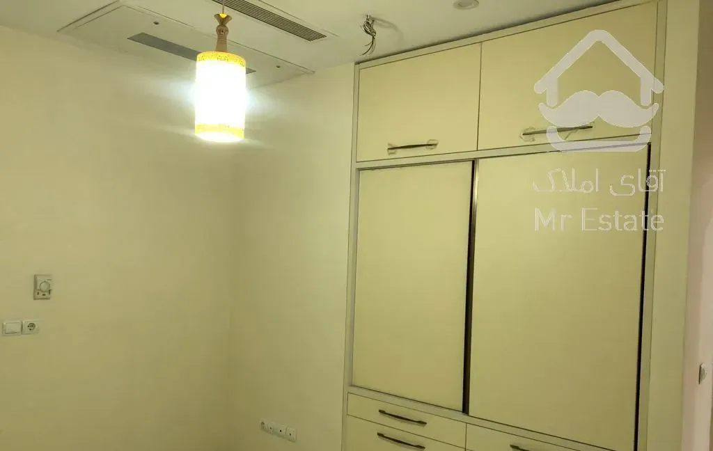 رهن ۱۳۵ متر،۳خوابه،فول،طبقات بالا،چیتگر