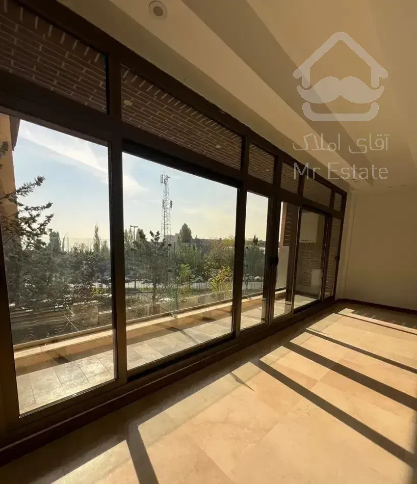 ۱۳۰متر مدرن/تراس سراسری/ویو/دو مستر