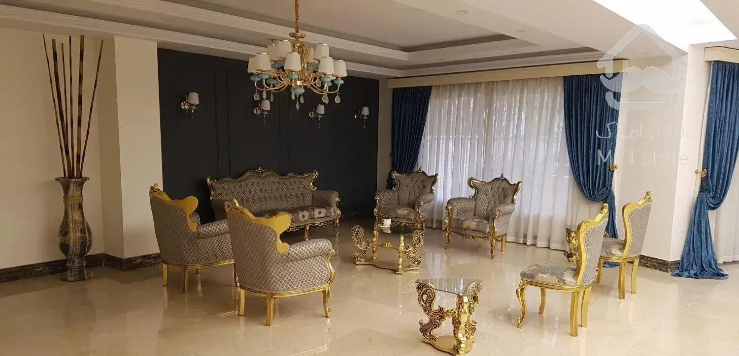 شمال اندرزگوآپارتمان ١٦٠متری سه خوابه فول مشاعات