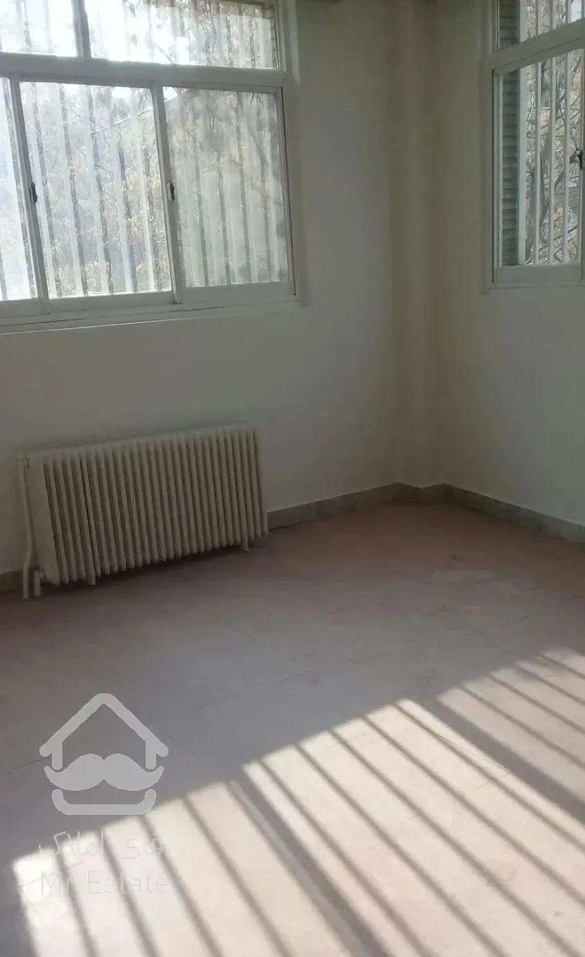 ۹۰ متر دوخوابه قلهک