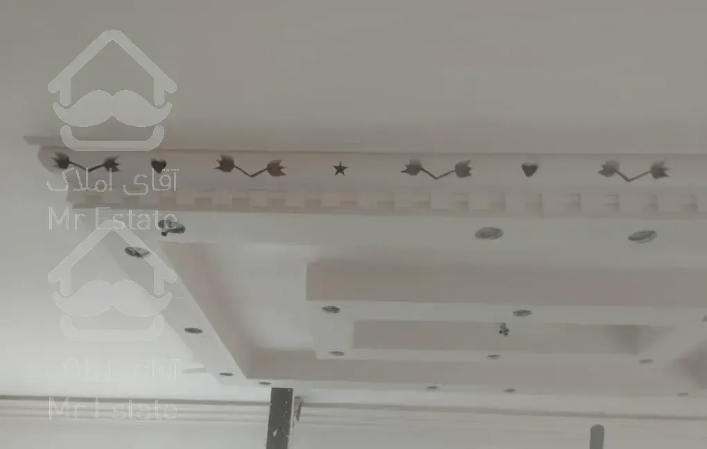 گچکاری با ابزار ها