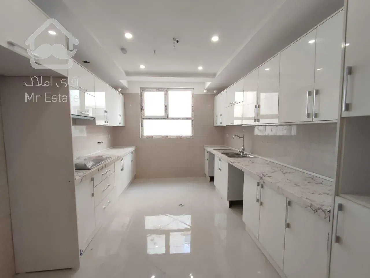 آپارتمان/۱۸۷ متر/فول امکانات