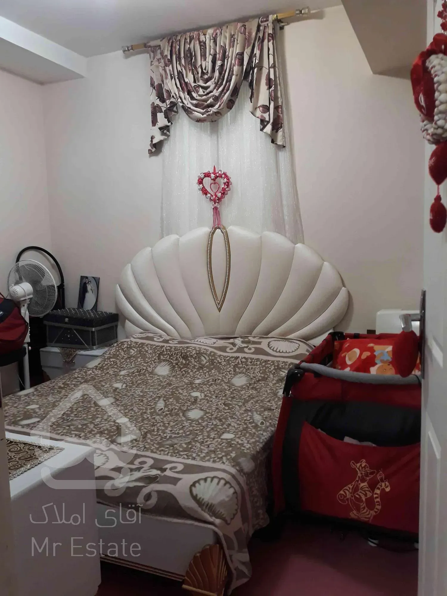 ۷۶ متری گوهردشت بلوار موذن سنددار