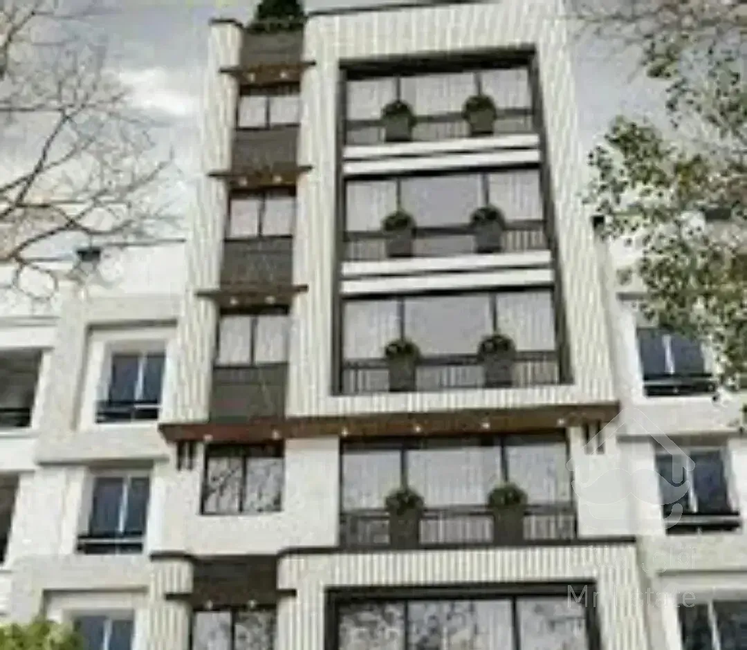 ۱۰۰ متری در ولیعصر با ۳ میلیارد طبقات بالا