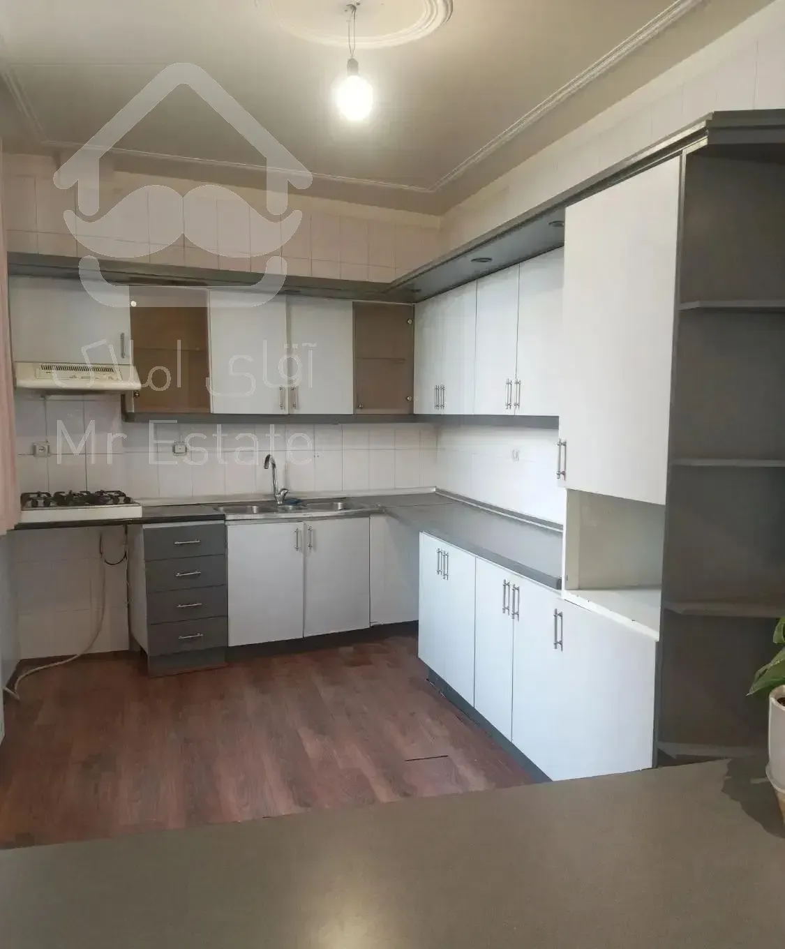 ۱۰۵ متر - دو خواب - امکانات کامل