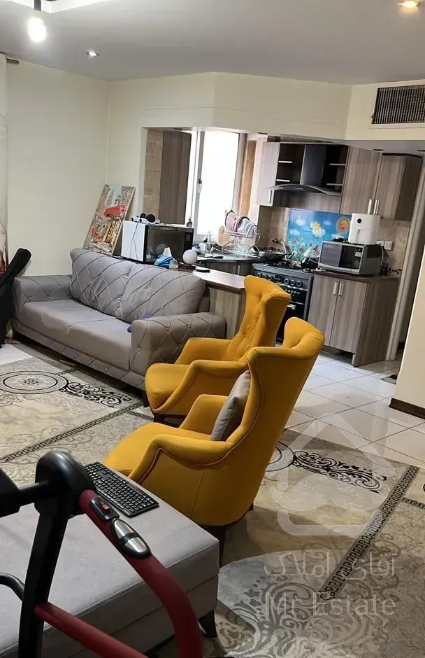 سی متری جی / ۵۰ متری / تخلیه/ رهن کامل با آسانسور