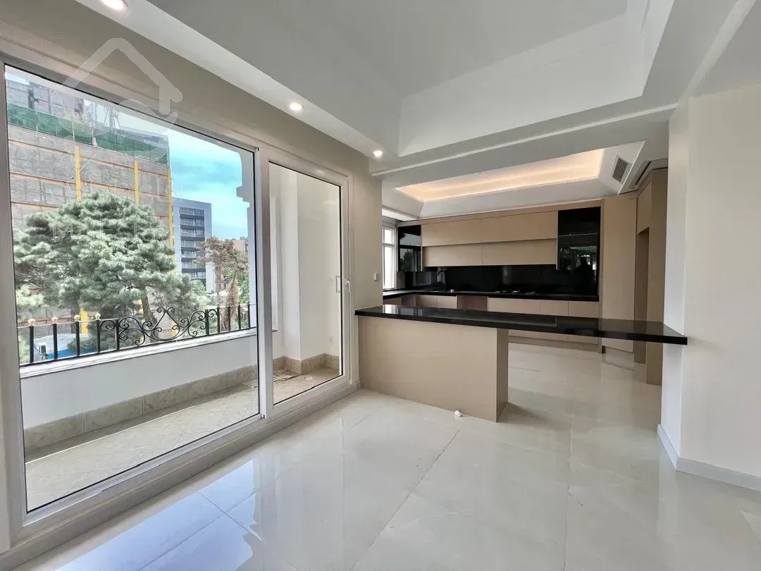 فروش اپار تمان 225 متری زعفرانیه