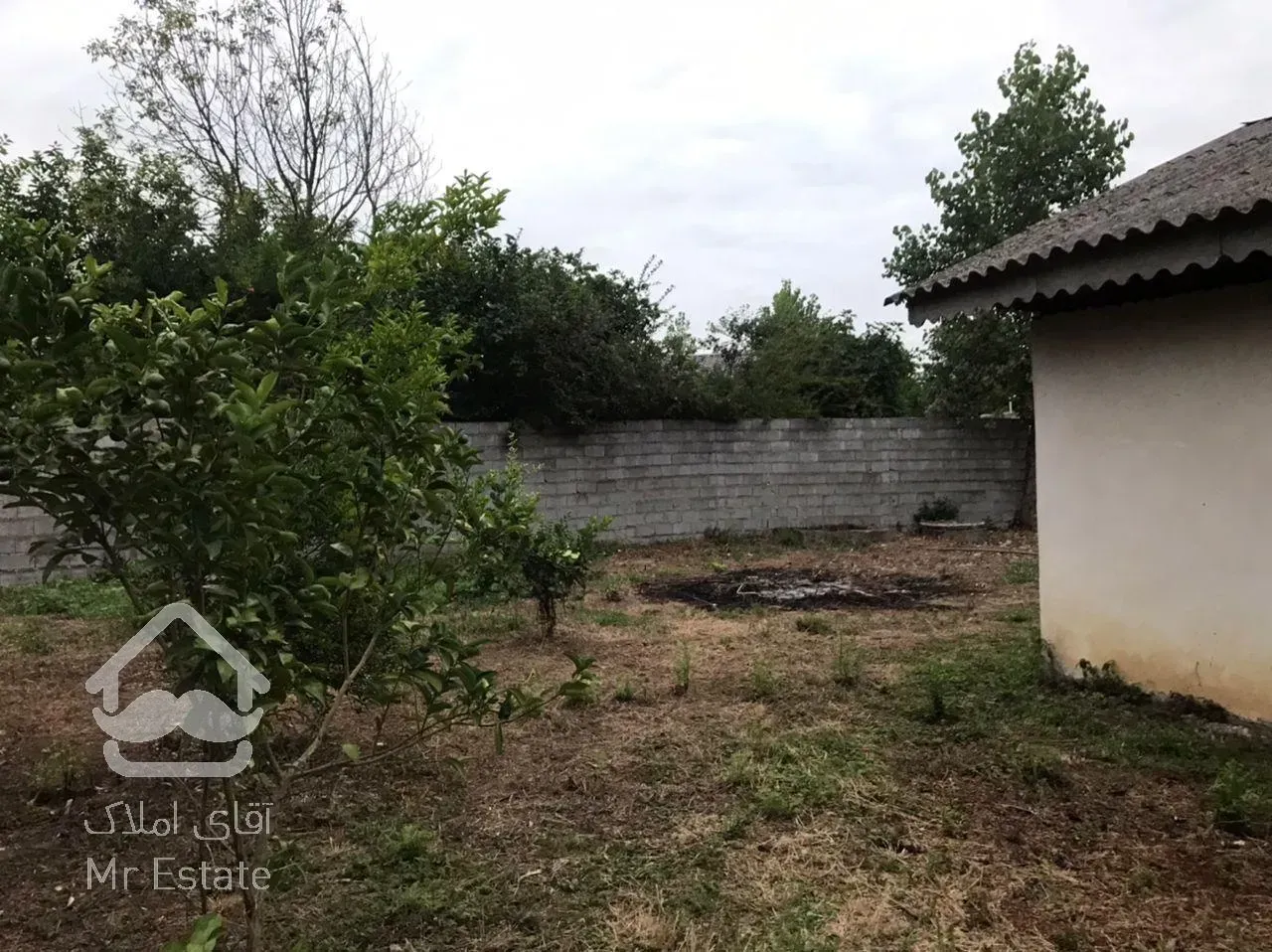 ویلا باغ ۸۱۹ متر سند تک برگ کاربری مسکونی