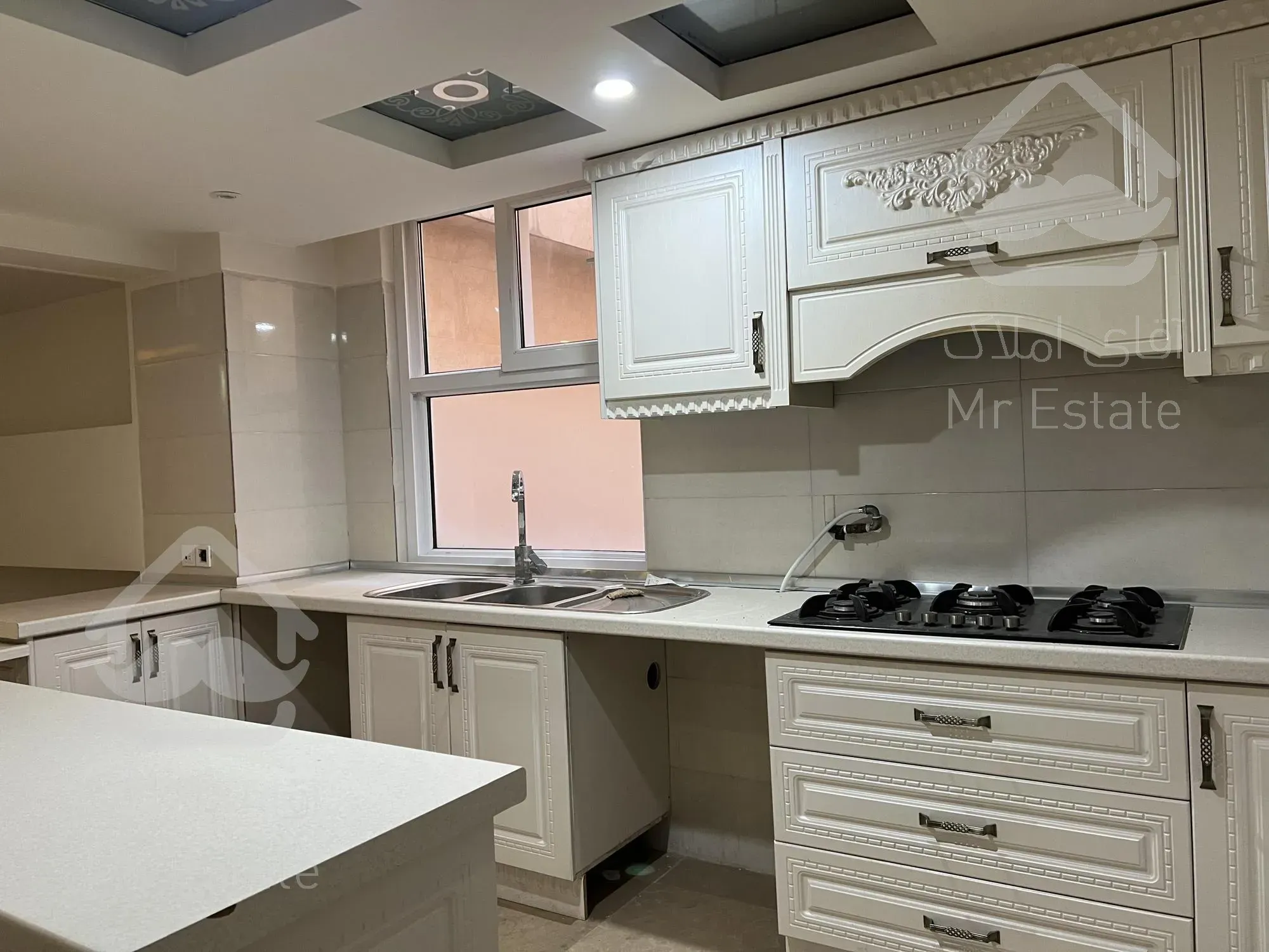 ۱۳۴ متر ۳ خواب ظفر زیر قیمت