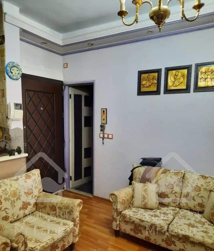 آپارتمان ١۰٥متری دو خواب در شهرک لاله منطقه١