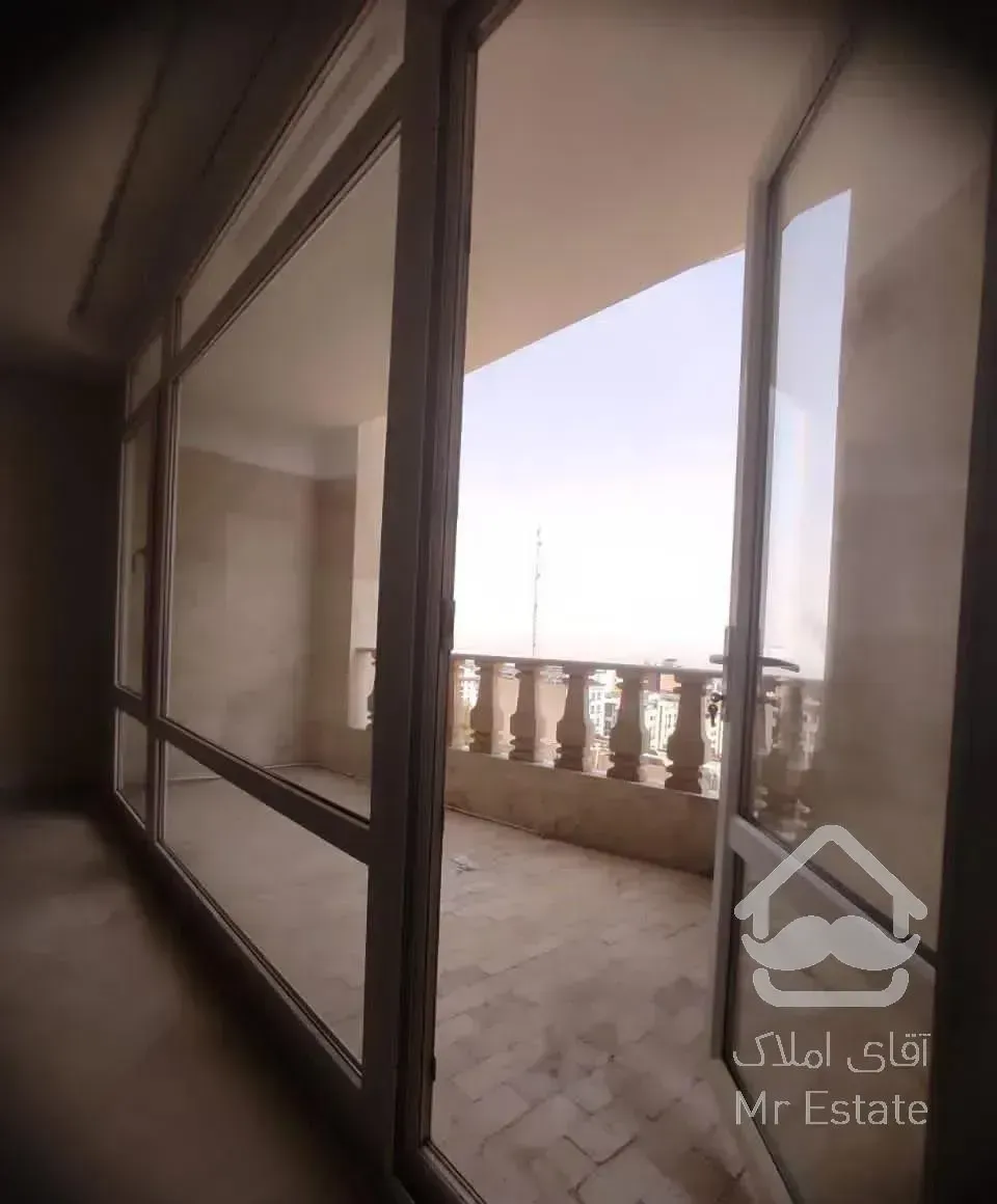 ۱۶۰متر،۳ خواب،ویو ابدی تهران،استخر فعال