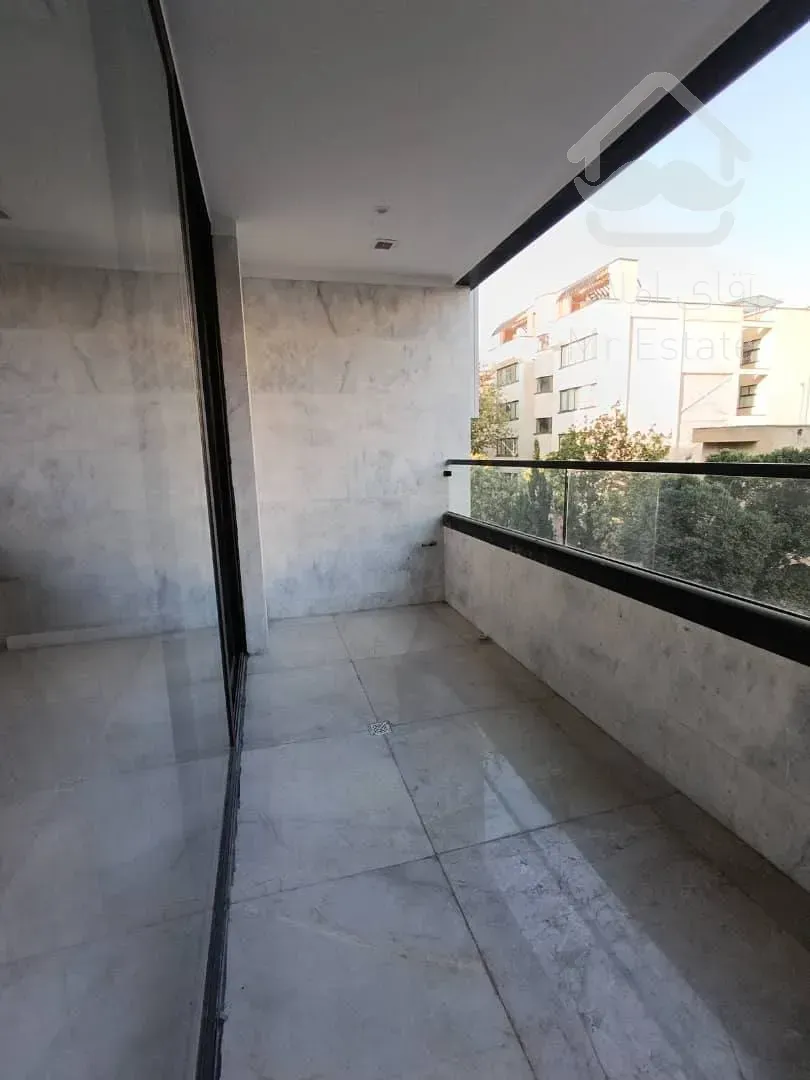 فروش اپارتمان 200 متری زعفرانیه