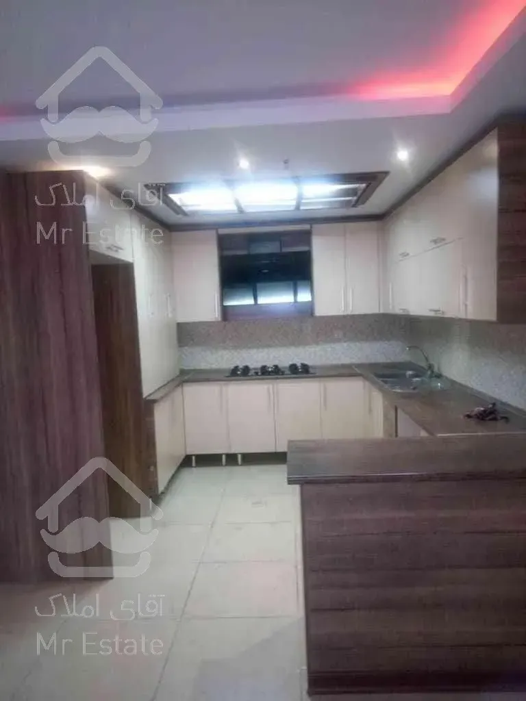 ۱۰۳ متر ۲خوابه سالن پرده خور صادقیه