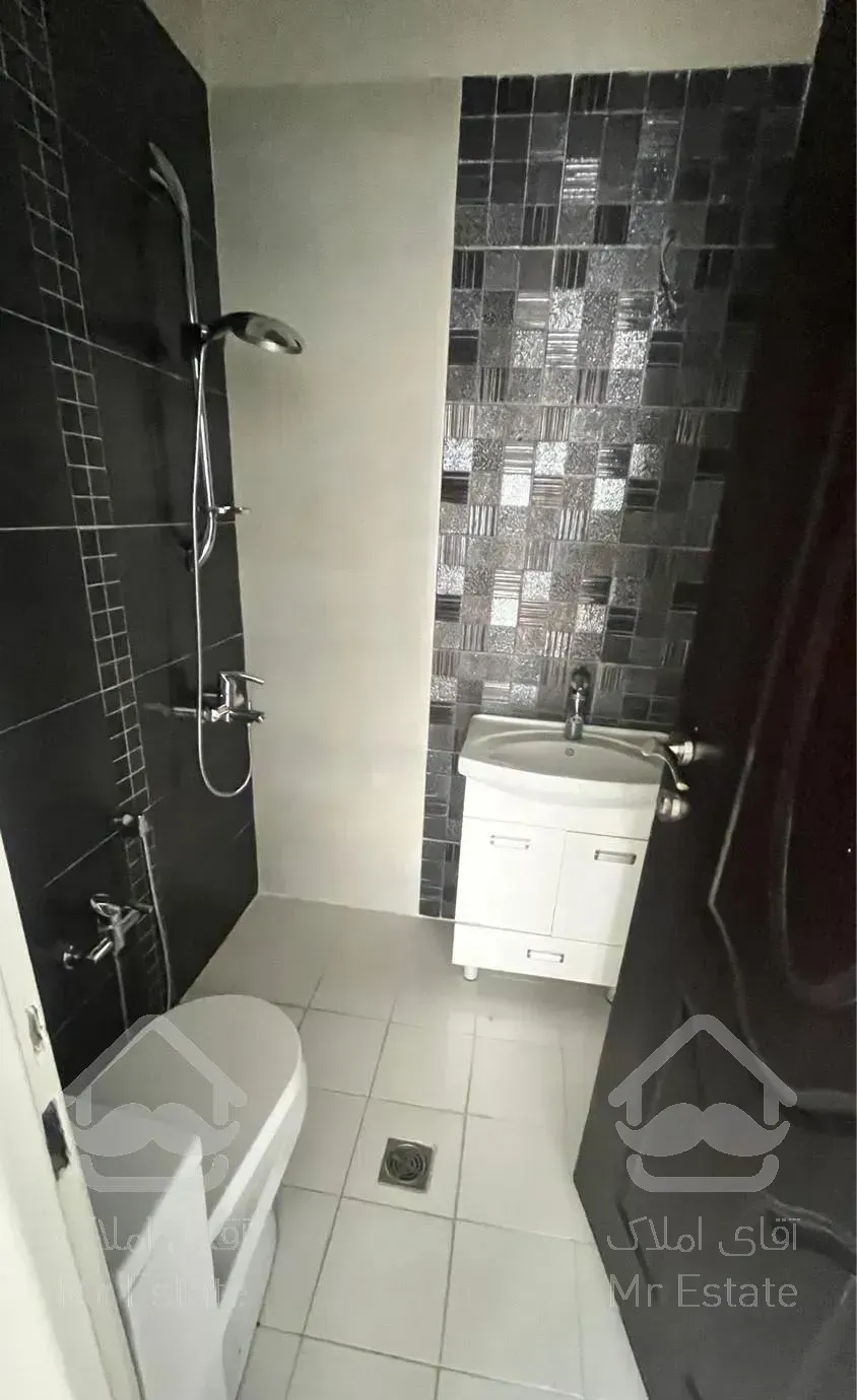 ۱۸۰ متر ۳ خواب دارآباد نوساز