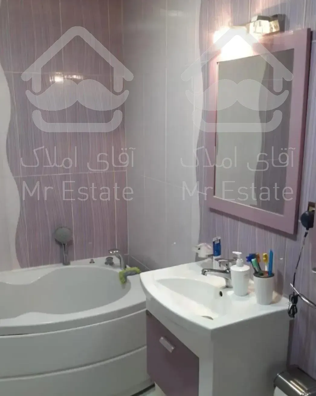 ویلایی/۲۱٠متر /۳خواب /فول امکانات