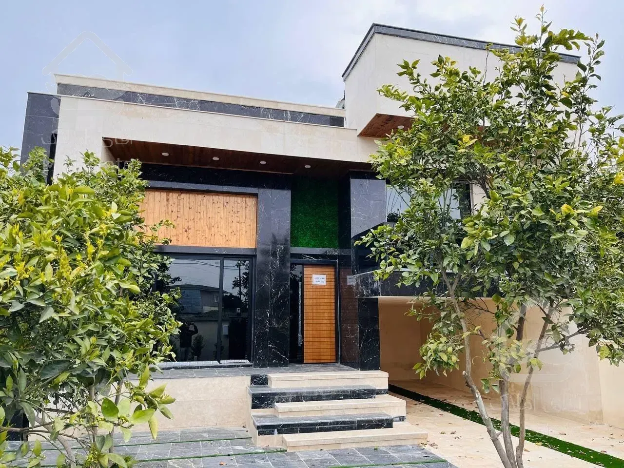 فروش ویلا 300متری در محمودآباد