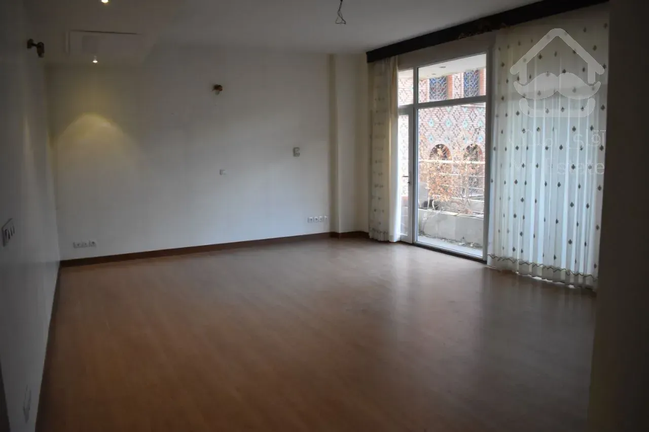 اجاره 300 متر دولت