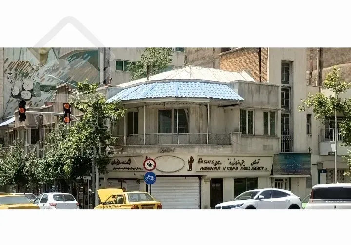 فروش ساختمان ۸۱۰ متر مستعد احداث هتل بوتیک در سهراهجمهوری