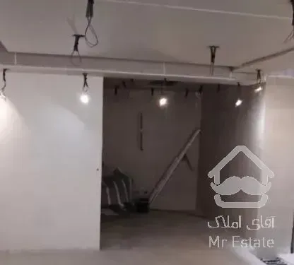 دفتر کار ۲۰۰ متری بر اصلی : تجریش