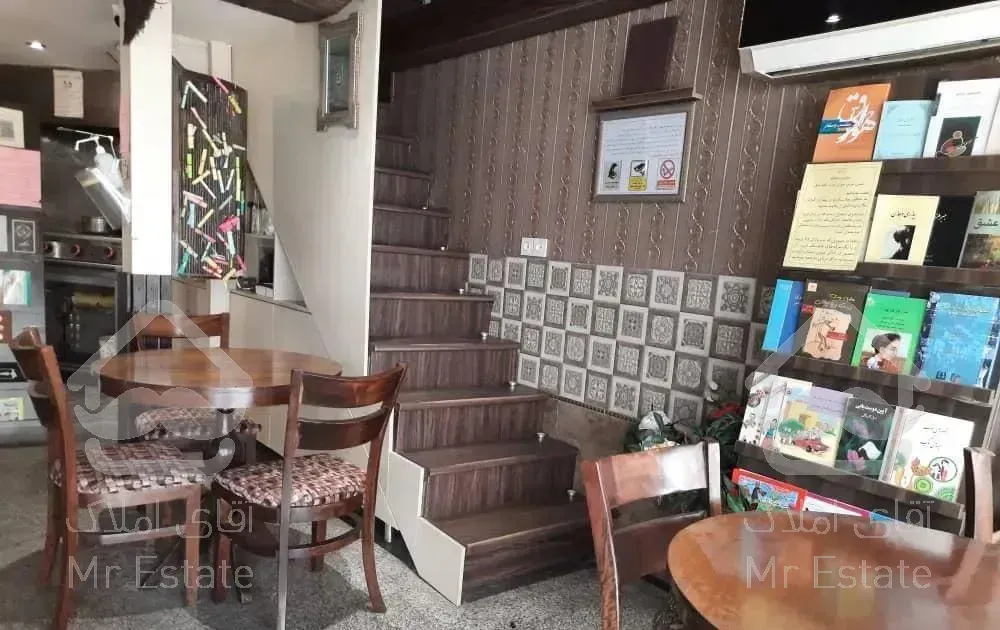 مغازه تاپ لوکیشن ۵۵ متر بالکن