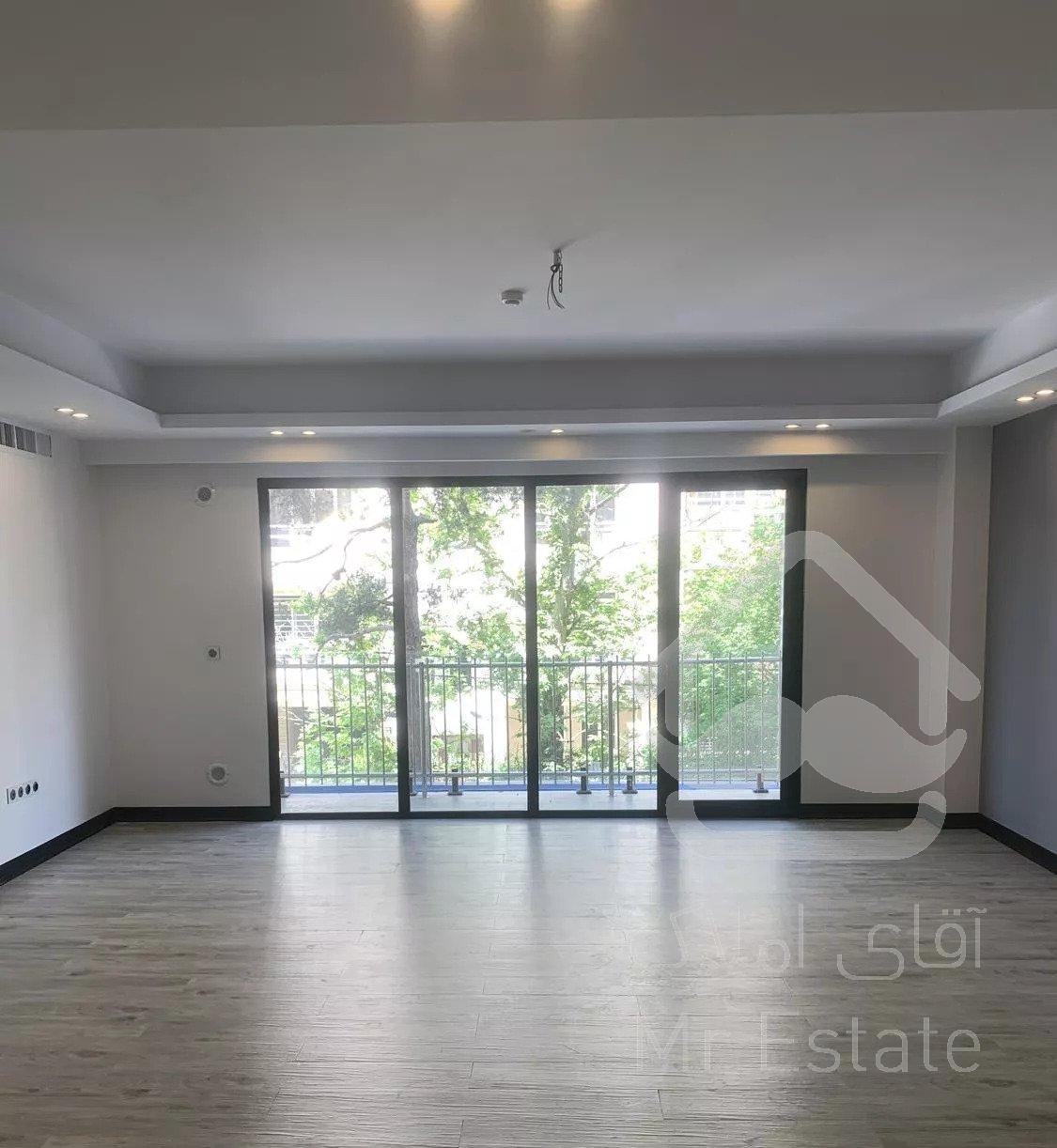 70 متر فول امکانات نور مستقیم سالن پرده خور