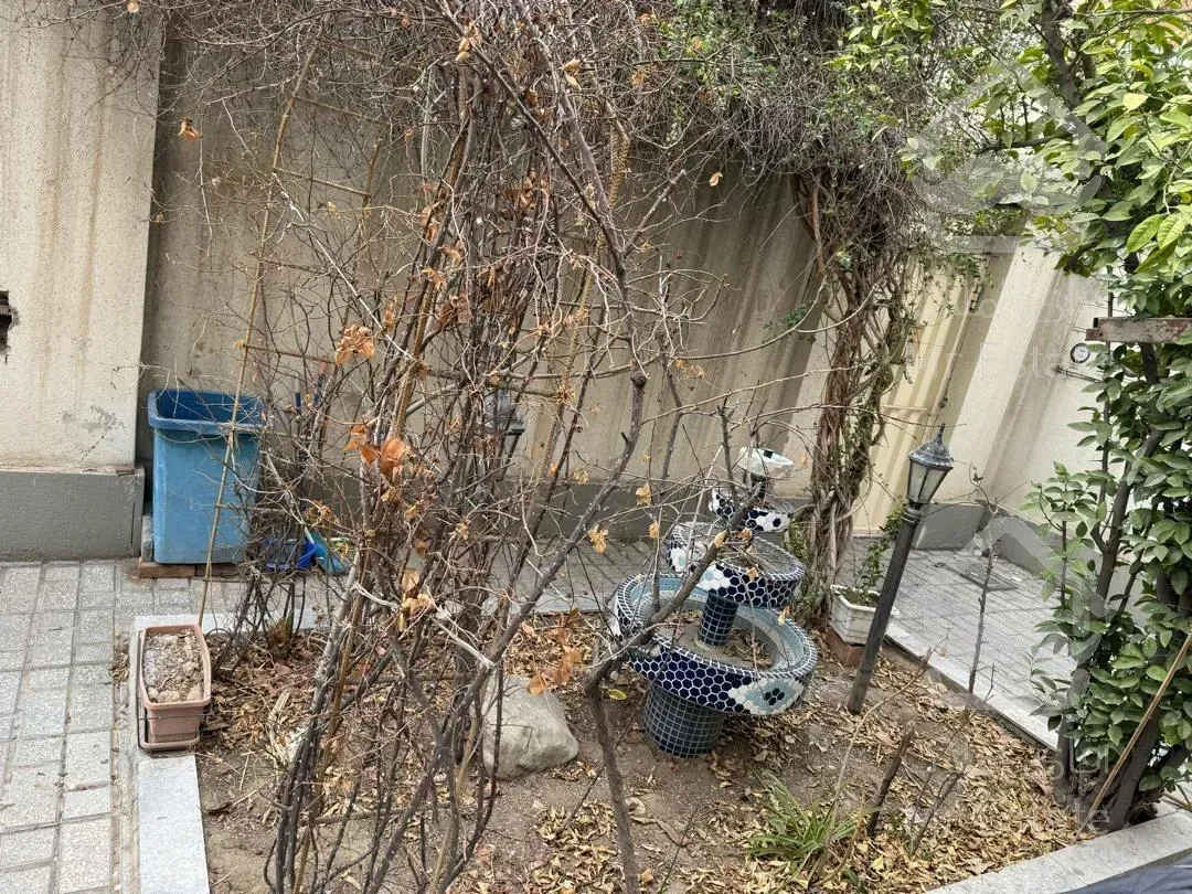 ۱۲۵متری حیاط دار