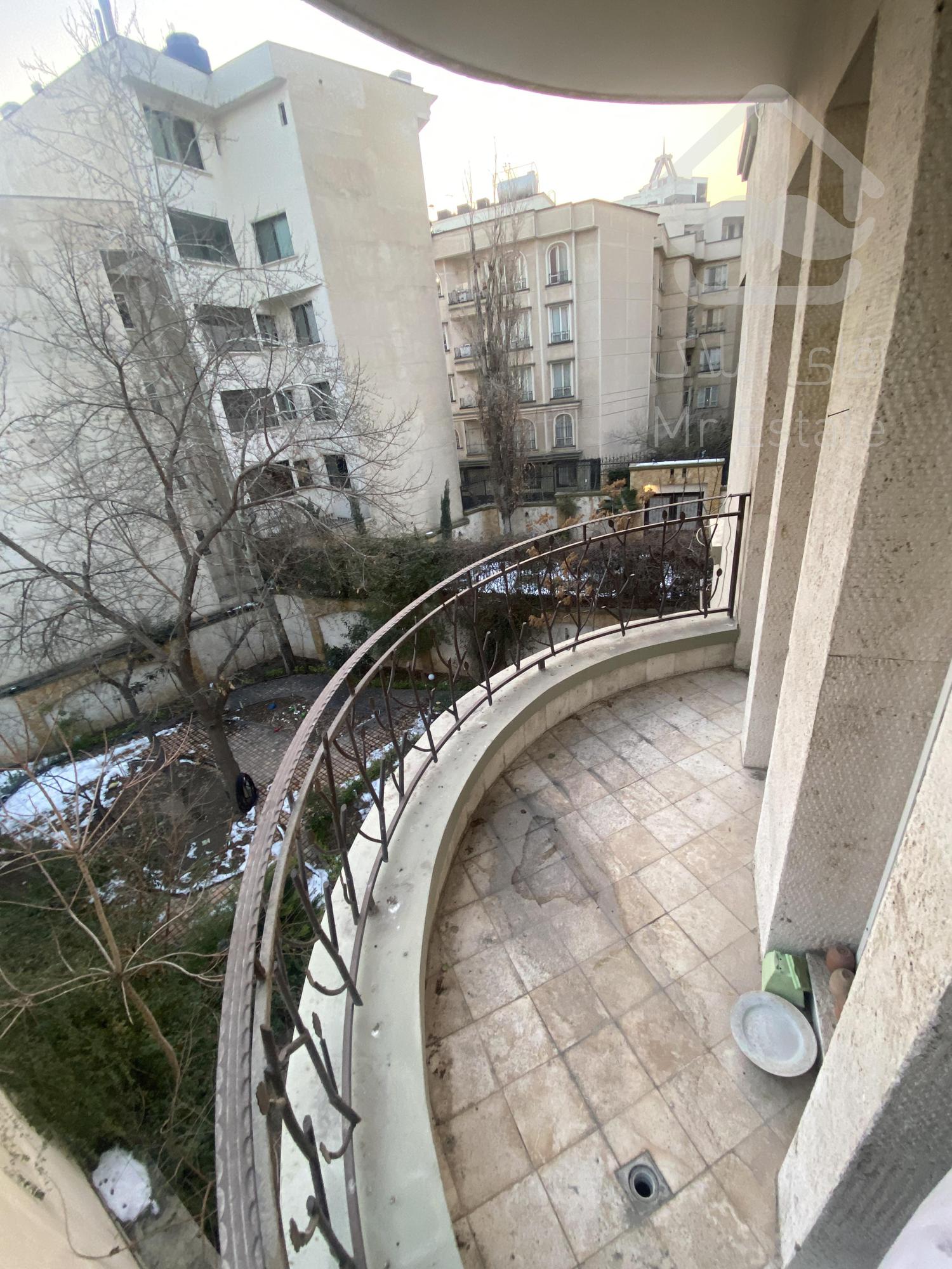 فروش آپارتمان ٣٣٣ متری فرمانیه