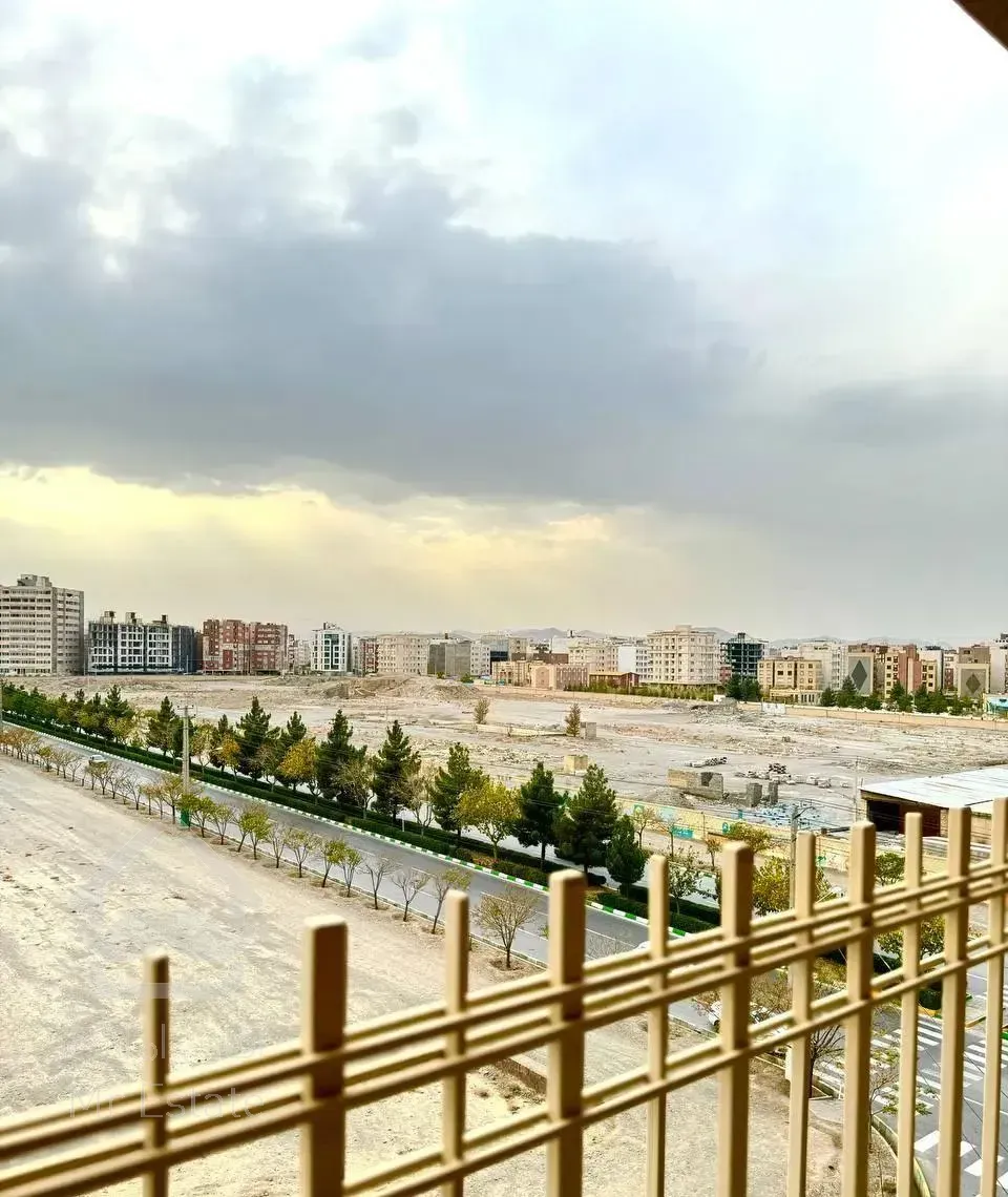 فروش آپارتمان 203متری سند آماده 4خواب/سجادیه