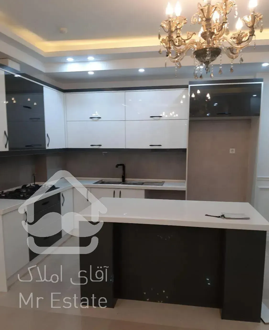 آپارتمان ۱۰۵ متری کلید نخورده