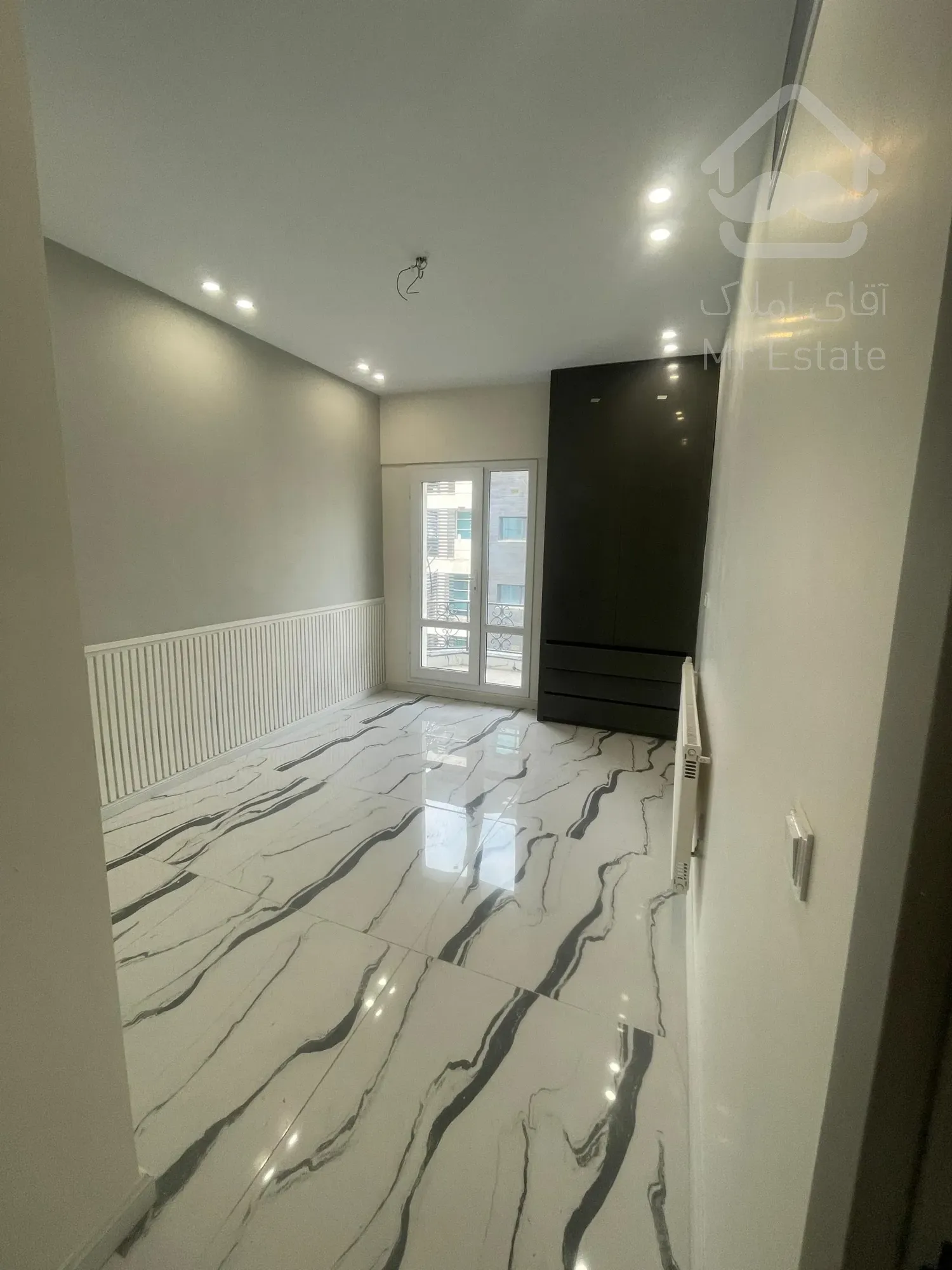 فروش اپارتمان 215 متری زعفرانیه