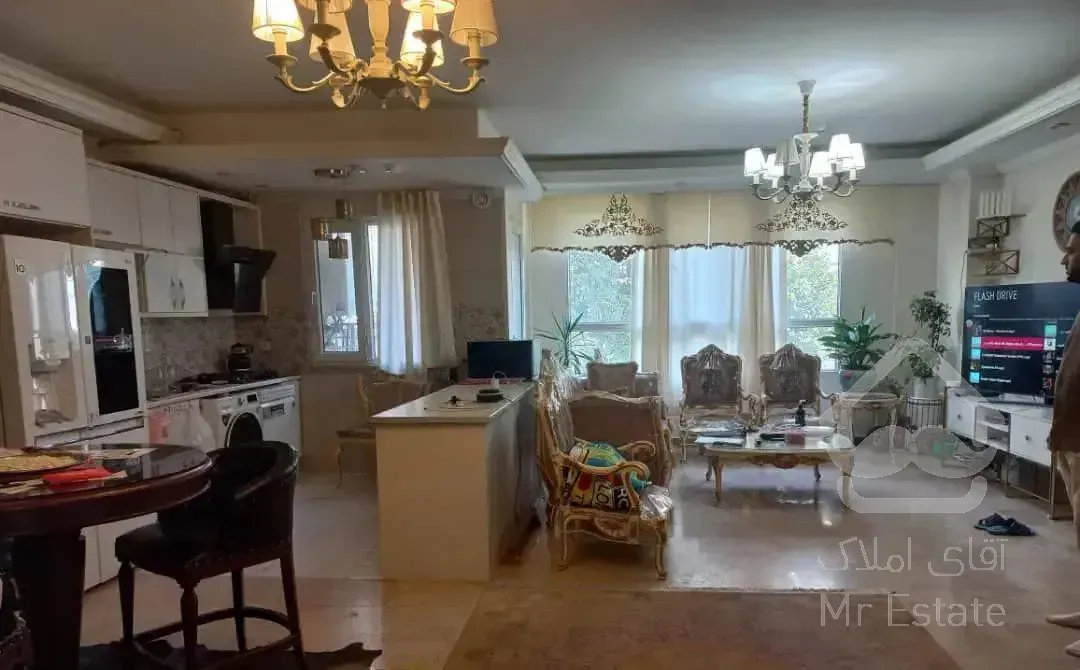 ۱۲۰متر۳خواب/روبه افتاب/سرو غربی