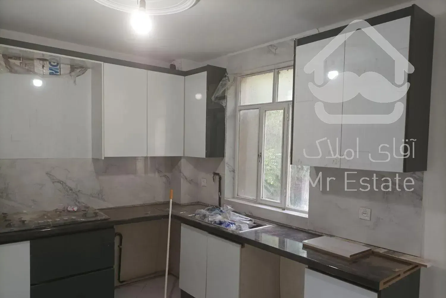 اپارتمان شهرک شهید باقری دریاچه چتگر منطقه ۲۲