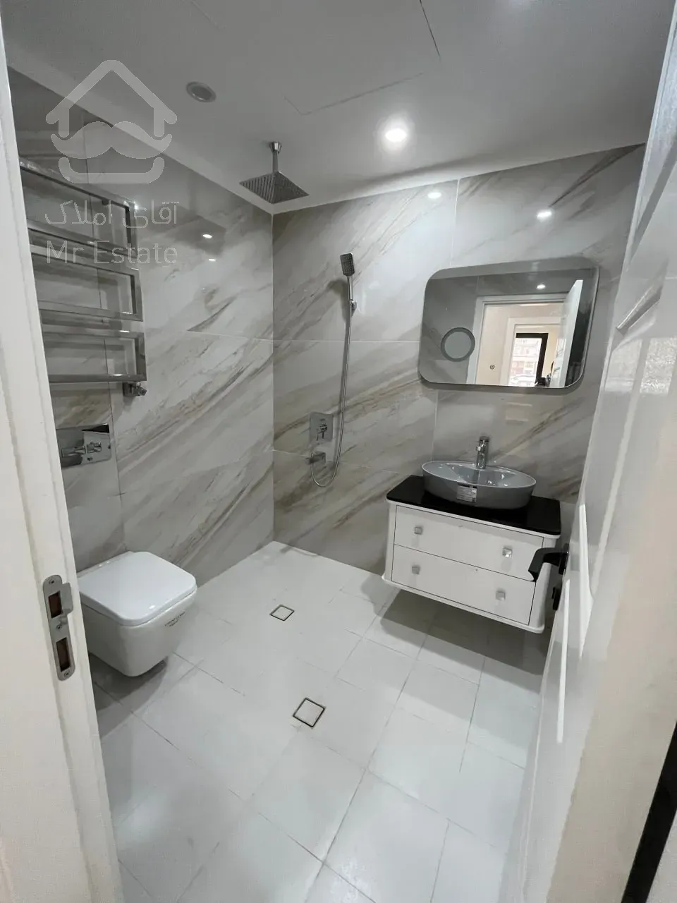 فروش برج 222متر 3 خواب قیطریه آشپزخانه فرنیش