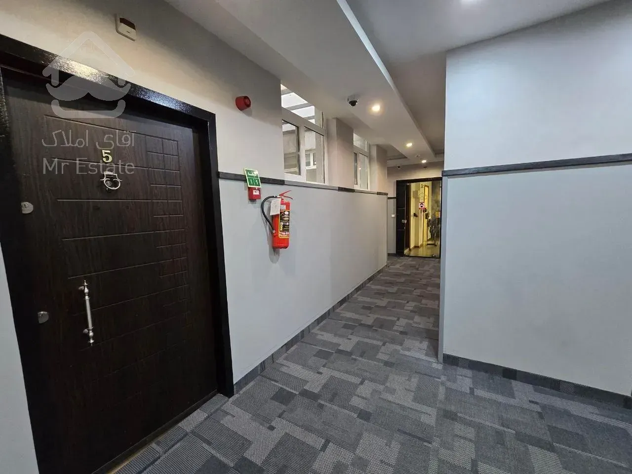 200متر سعادت آباد*مجتمع اداری * ۵ساله*ویو بینظیر